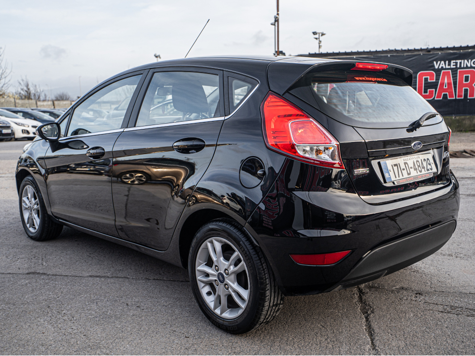 2017 Ford Fiesta - image 15