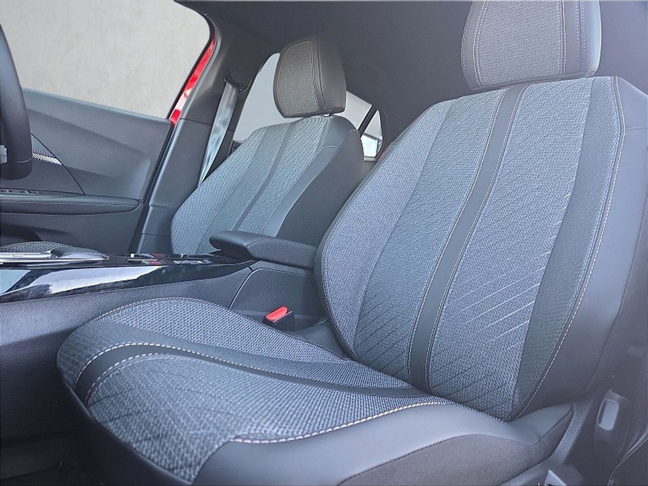 2026 Peugeot 2008 - image 15