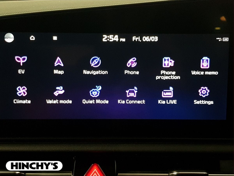 2023 Kia Niro - image 13