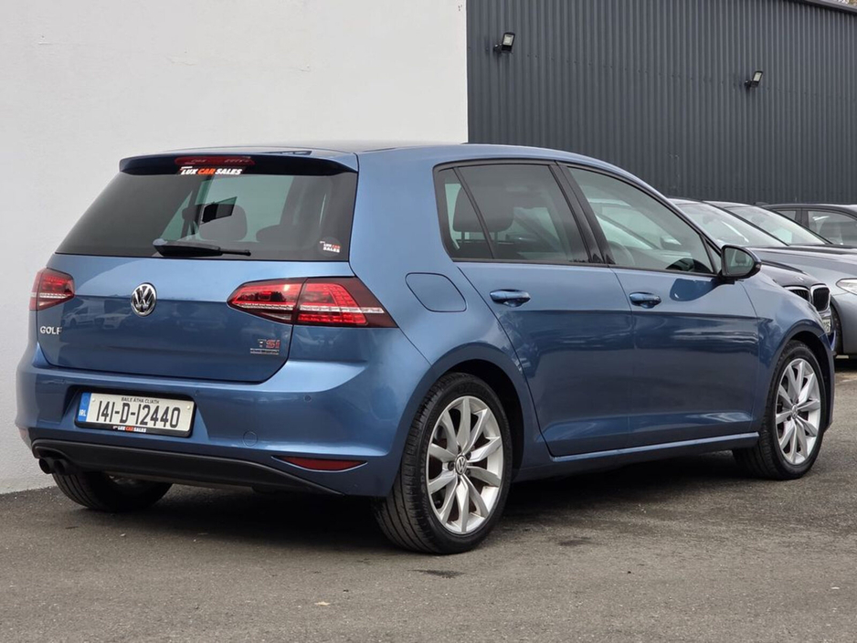 2014 Volkswagen Golf - image 4