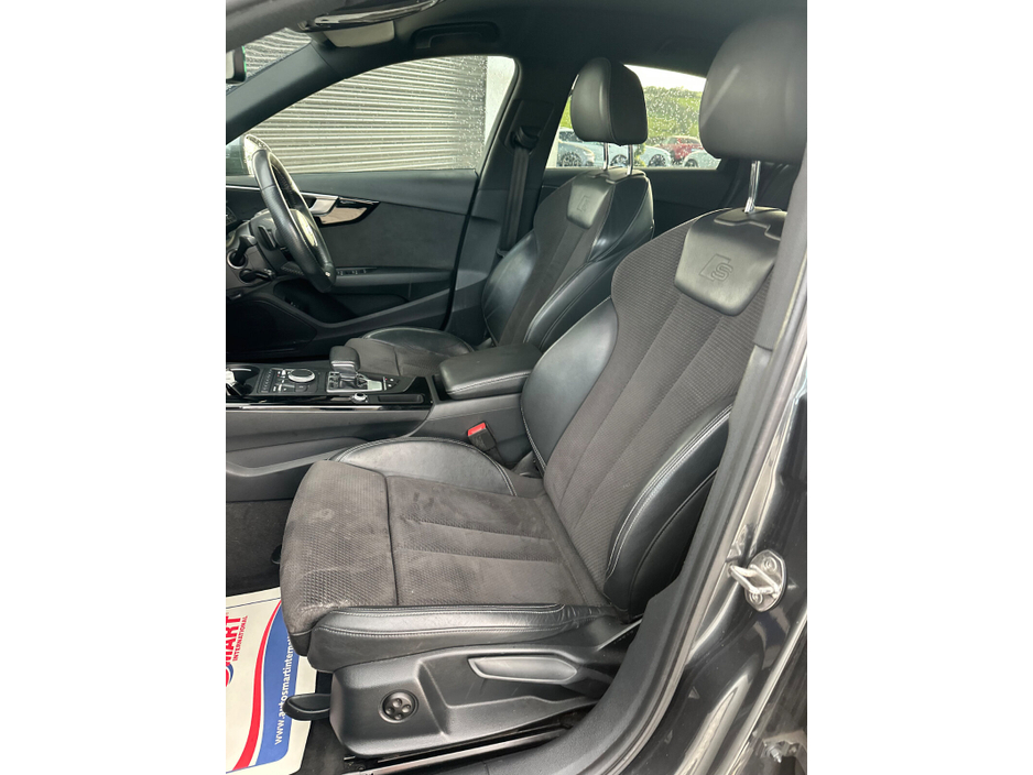 2018 Audi A4 - image 26