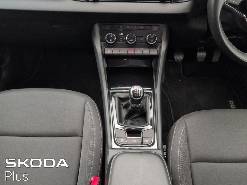 2023 Skoda Karoq AMBITION 2.0TDI 115HP €30,950