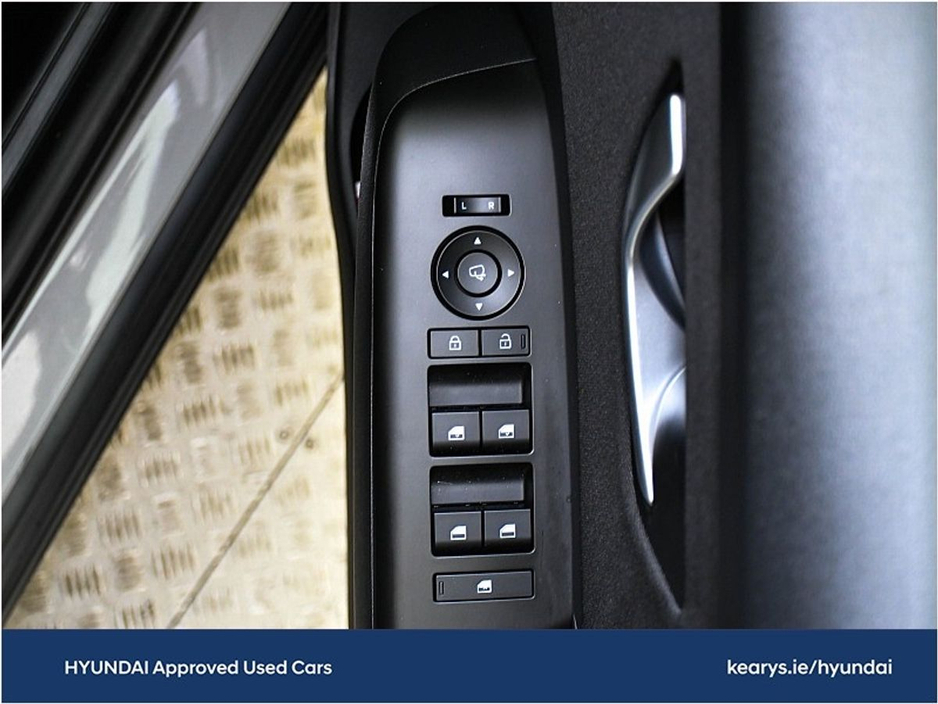 2025 Hyundai Kona Petrol Elegance €32,890