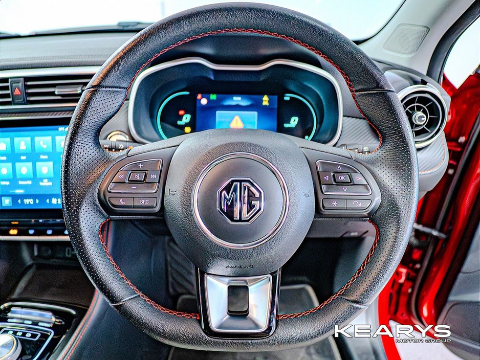 2023 MG ZS - image 14