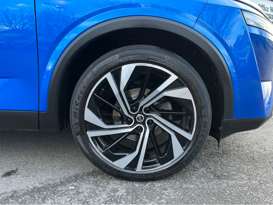 2022 Nissan Qashqai SVE-Premium Stunning Top Spec. Automatic - Pan-Roof + Leather & BOSE - Top Trade-Ins & Great Finance Deals - €29,950