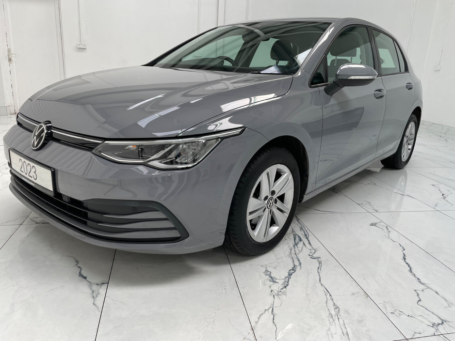 2023 Volkswagen Golf - image 7