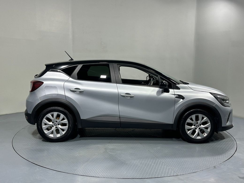 2022 Renault Captur Iconic Edition 1.0 Petrol 222 €20,750