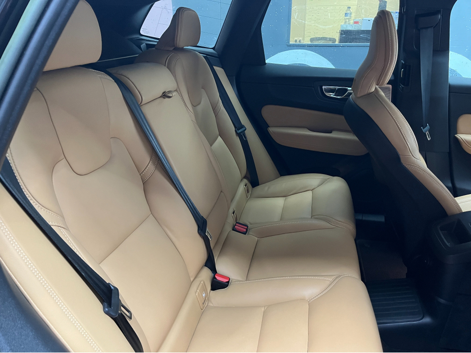 2023 Volvo XC60 €46950! 2023 VOLVO XC60 RECHARGE ULTIMATE T6 AWD PLUG 2.0 AUTOMATIC / CRUISE CONTROL /  ELECTRIC MEMORY & HEATED SEATS / 360° PARKING CAMERA / PANORAMIC SUNROOF / APPLE CARPLAY €46,950