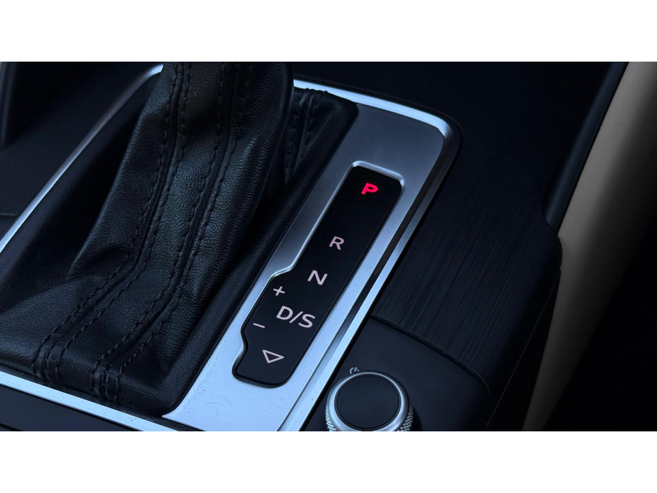 2015 Audi A3 - image 10