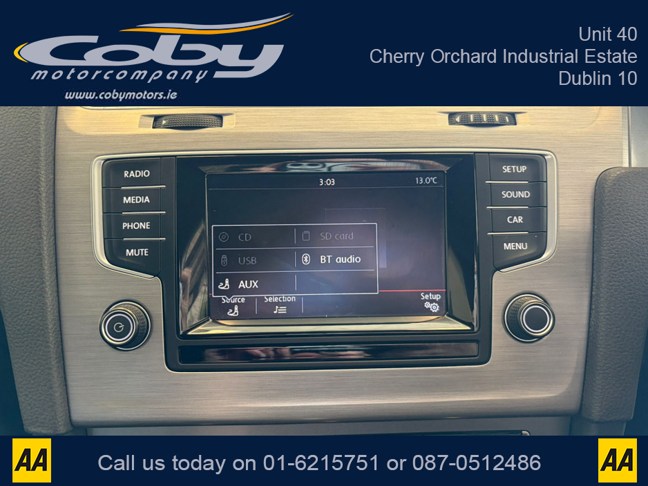 2013 Volkswagen Golf - image 23