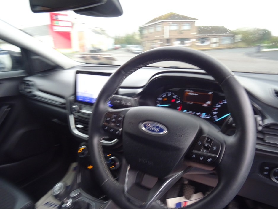 2021 Ford Puma - image 15