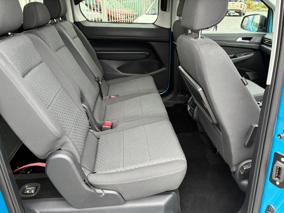 2025 Ford Tourneo Connect Titanium Freedom Wheelchair Accessible Taxi €61,750
