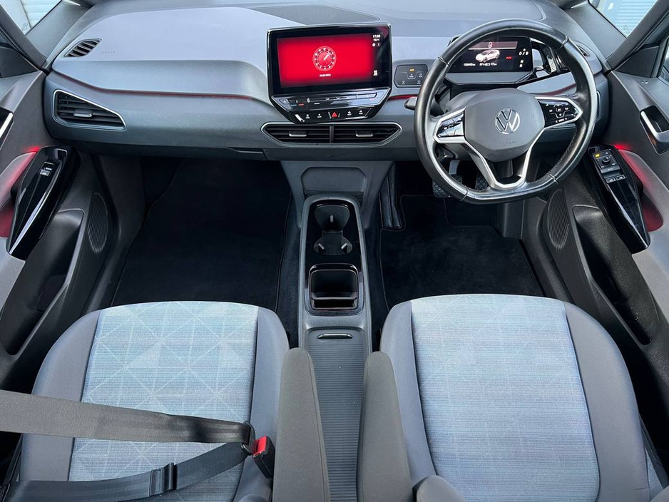 2021 Volkswagen ID.3 - image 10