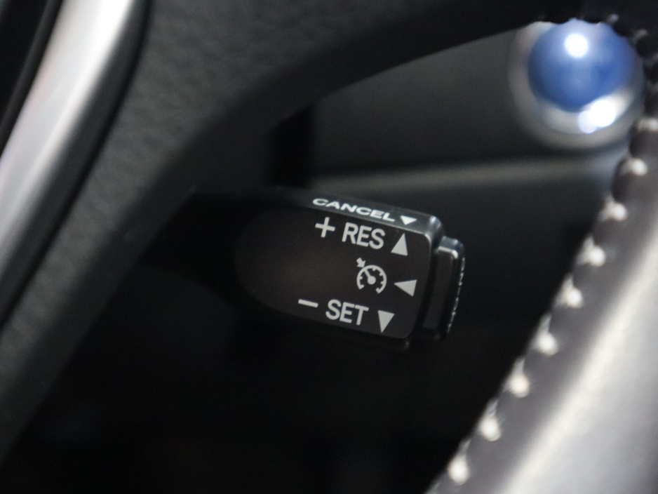 2016 Toyota Auris *105* 1.8 HYBRID LUNA 4DR AUTO €12,900