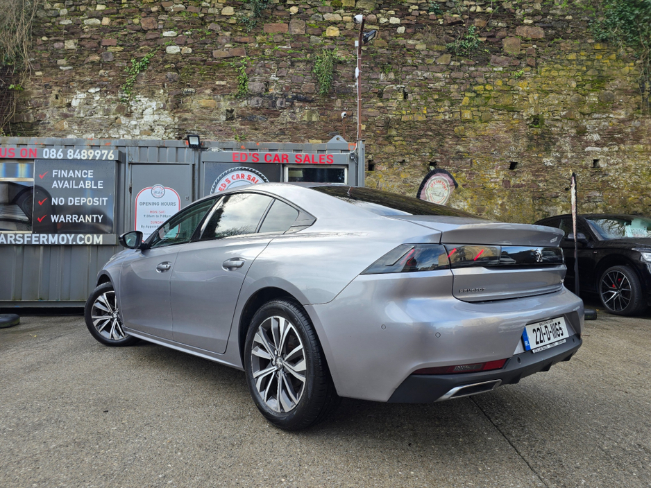 2022 Peugeot 508 - image 10