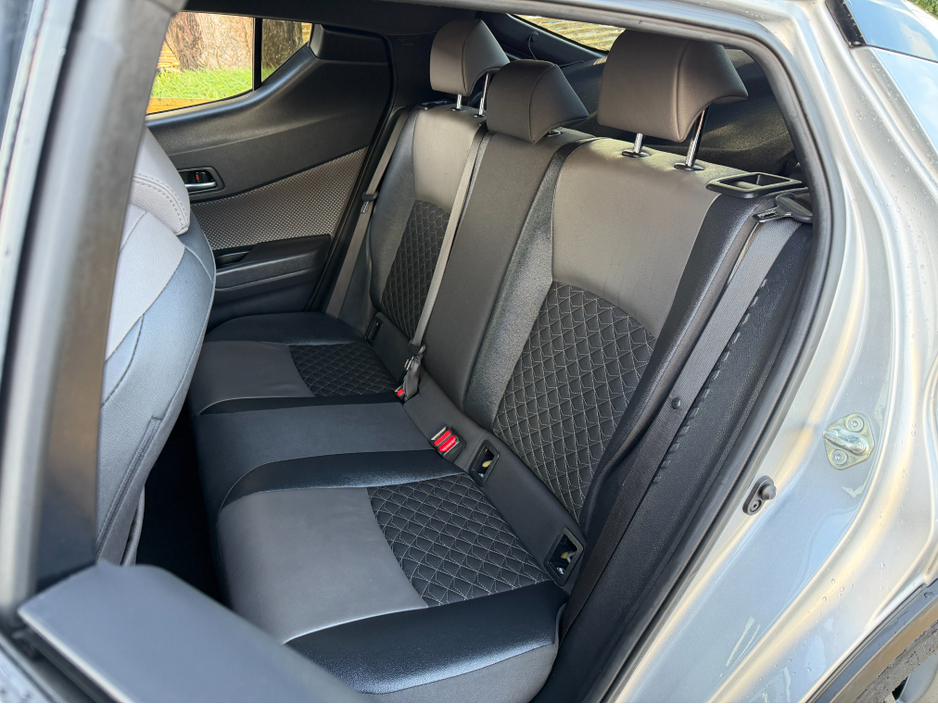 2023 Toyota C-HR KEYLESS ENTRY..FOLDING MIRRORS €22,950