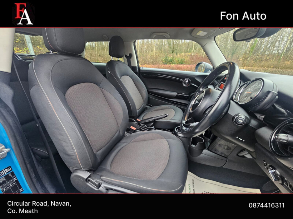 2015 MINI Hatch - image 16
