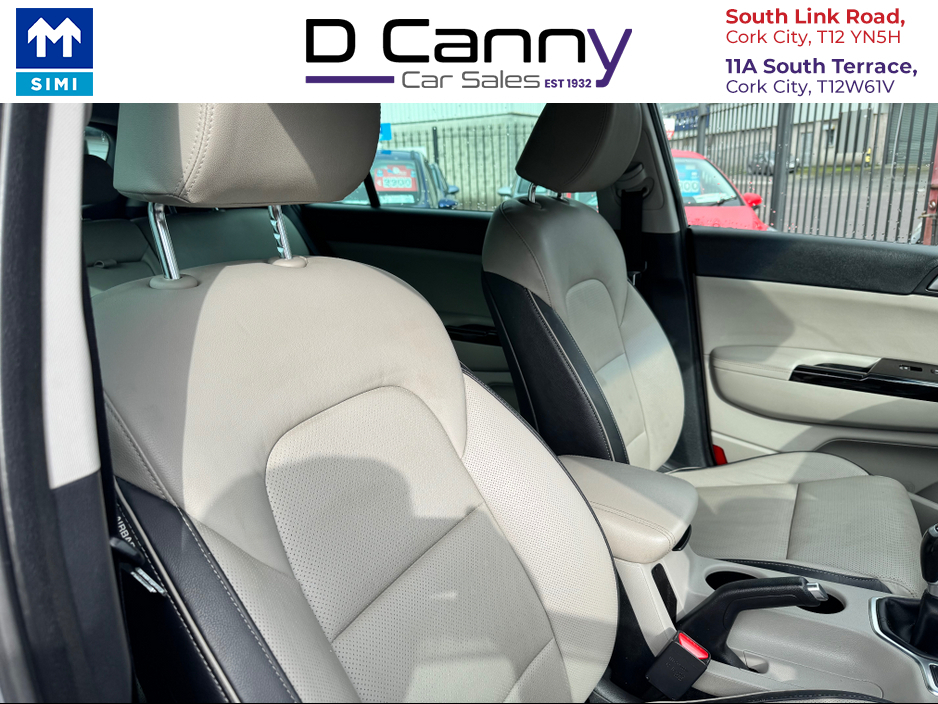 2019 Kia Sportage - image 9