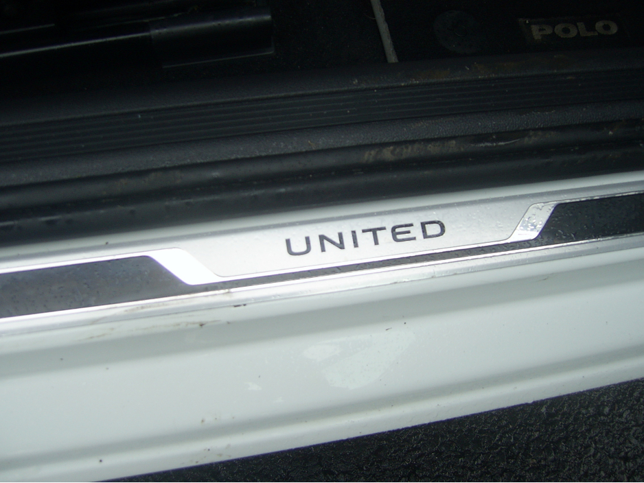 2021 Volkswagen Polo - image 3