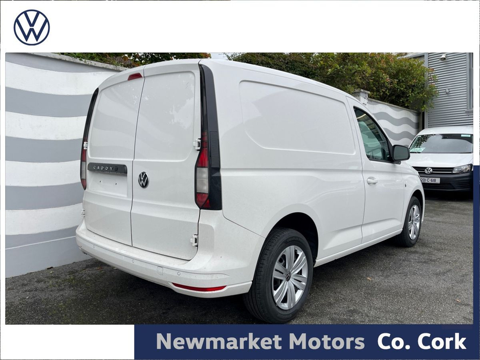 2026 Volkswagen Caddy - image 15