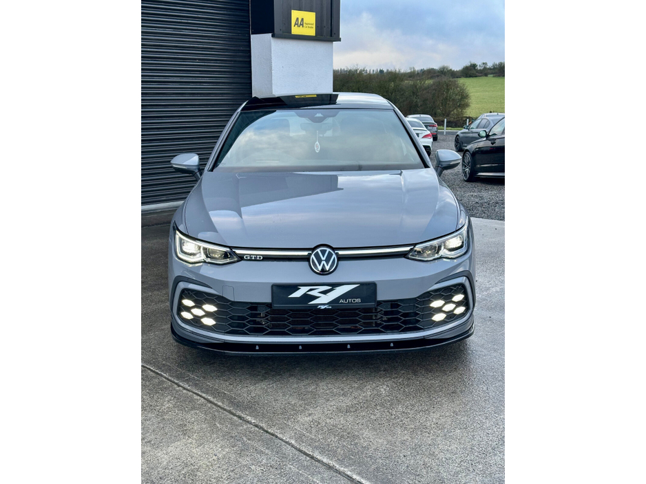 2024 Volkswagen Golf  €45,995