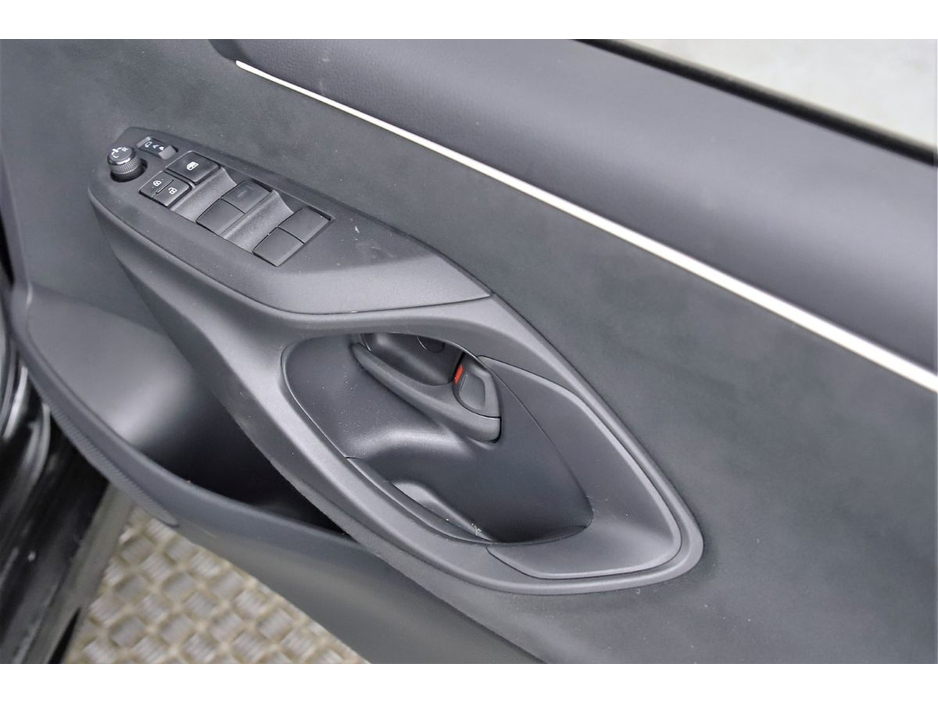 2023 Toyota Yaris 1.0 AUTO PETROL *9"ANDROID CAR PLAYER*REVERSE CAM* €20,480