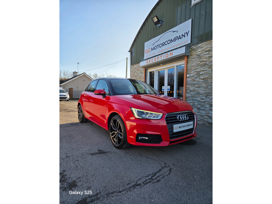 2017 Audi A1 - image 2