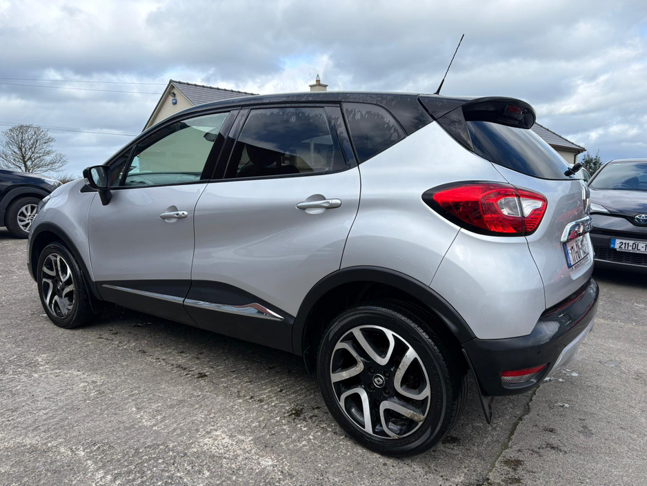 2017 Renault Captur - image 3