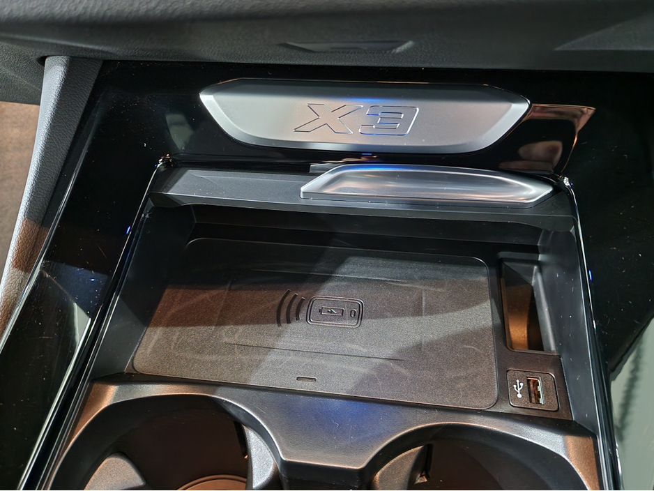 2023 BMW X3 - image 15