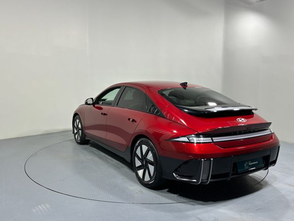 2023 Hyundai Ioniq 6 - image 5