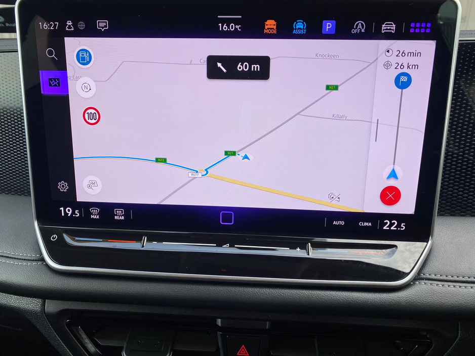 2024 Volkswagen Tiguan - image 18