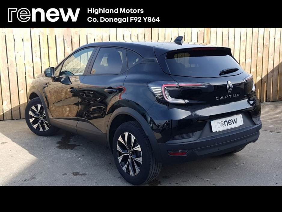 2026 Renault Captur - image 3