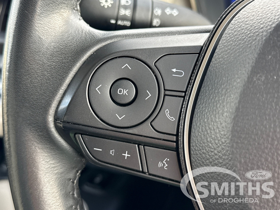 2020 Toyota Corolla - image 23