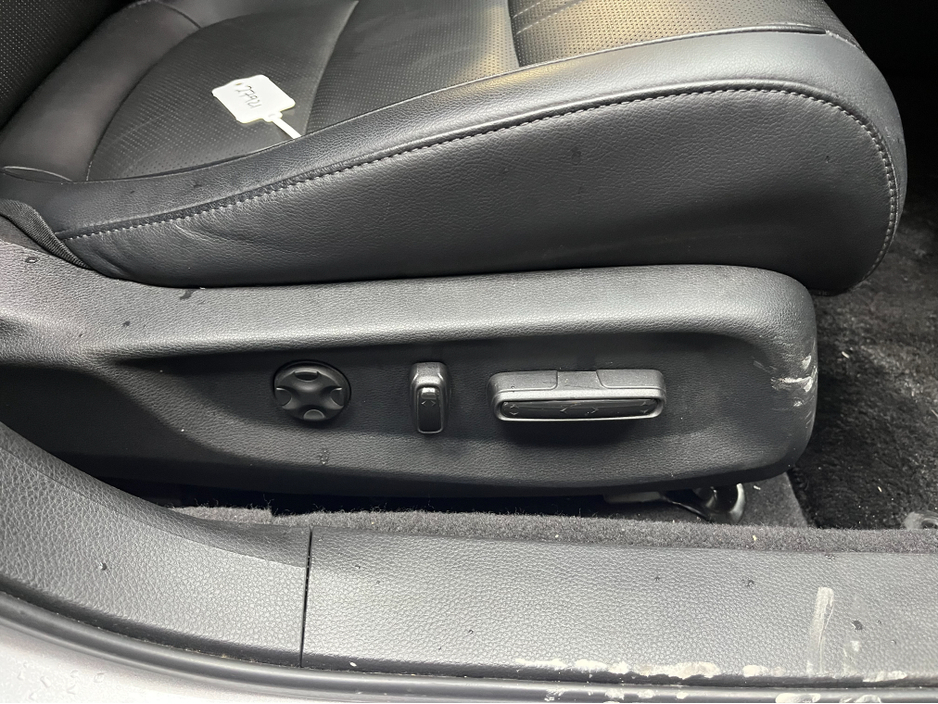 2020 Honda Accord €27950 2020 HONDA ACCORD EX 2.0 AUTOMATIC / CRUISE CONTROL / REVERSE CAMERA / ELECTRIC MEMORY & HEATED SEATS / HEATED REAR SEATS €27,950