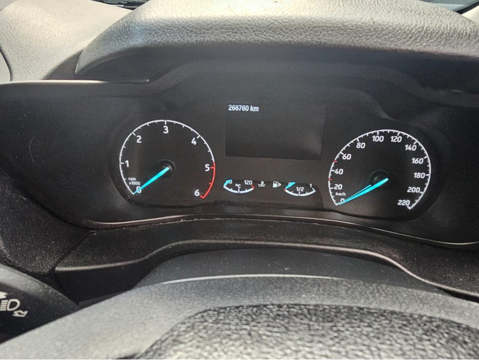 2019 Ford Transit Connect TREND SWB 1.5 100PS M6 2 SEAT €8,995