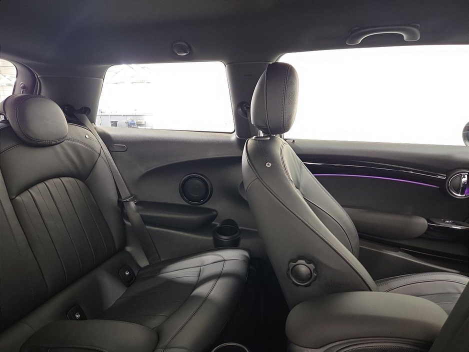 2023 MINI Hatch COOPER Cooper Exclusive Auto