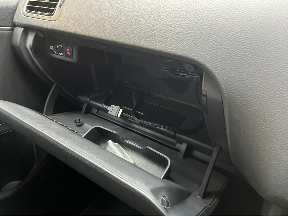 2014 Volkswagen Polo - image 16