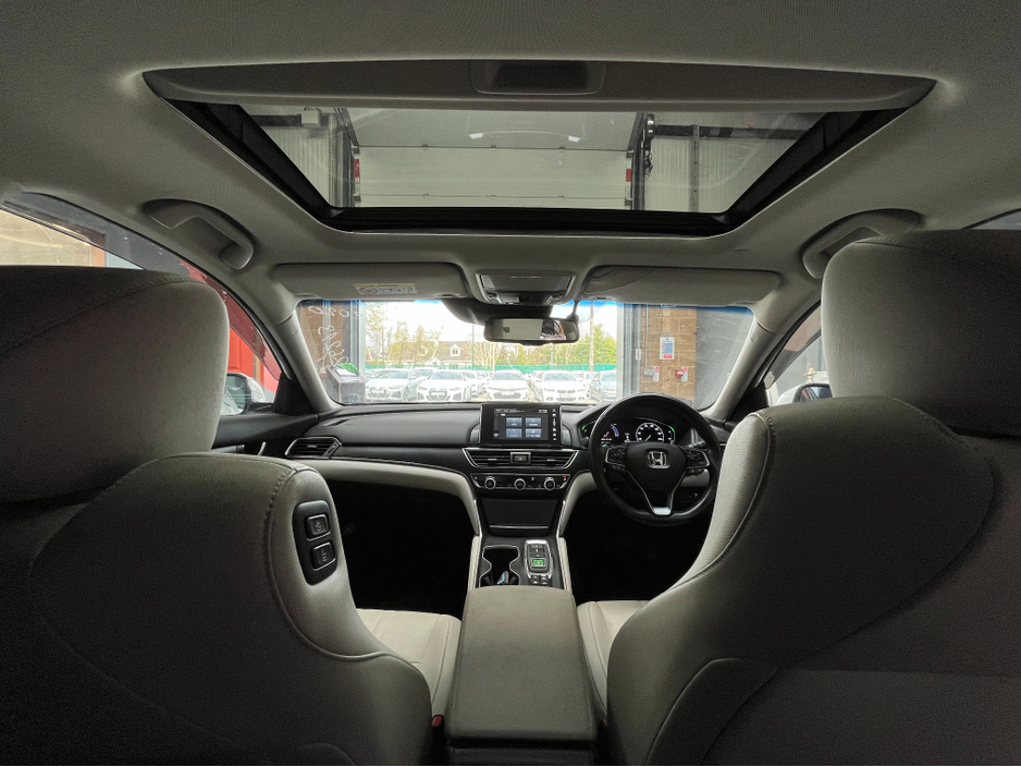 2018 Honda Accord - image 21