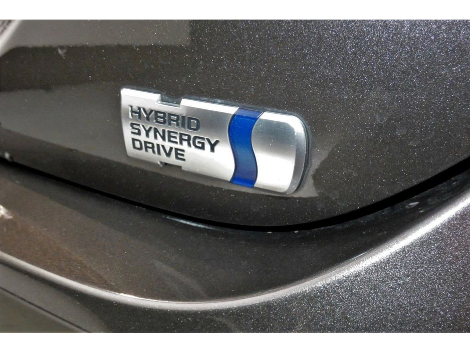 2017 Toyota Camry 2.5 HYBRID *PARK SENSORS*REVERSE CAM* €19,890