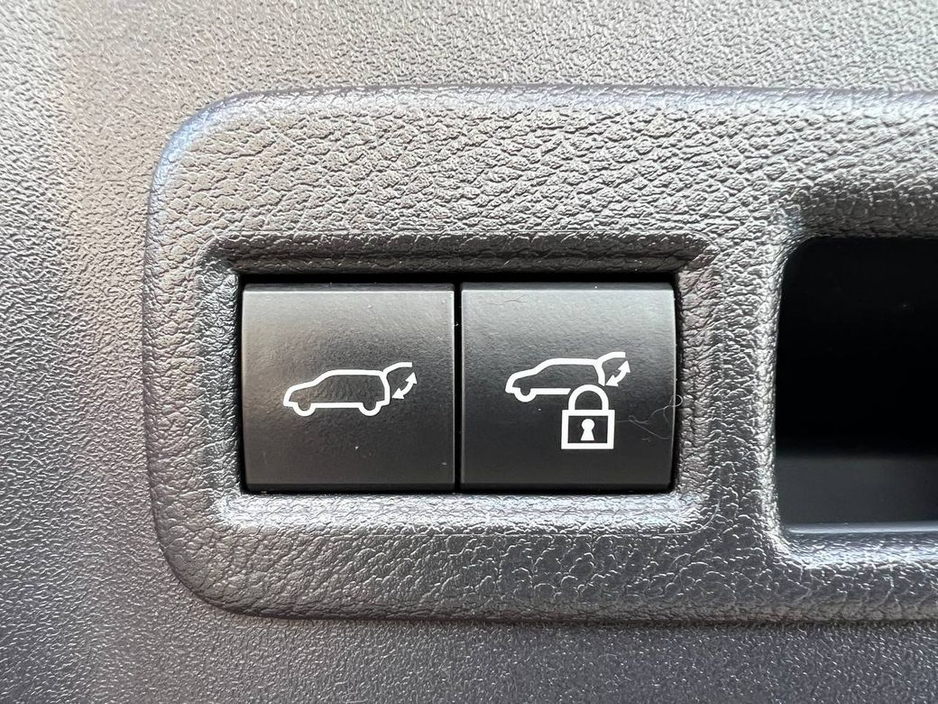 2024 Toyota bZ4X - image 14