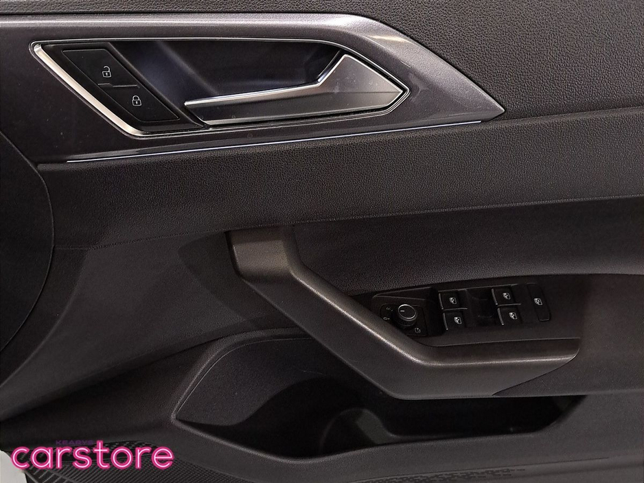 2023 Volkswagen Taigo - image 17