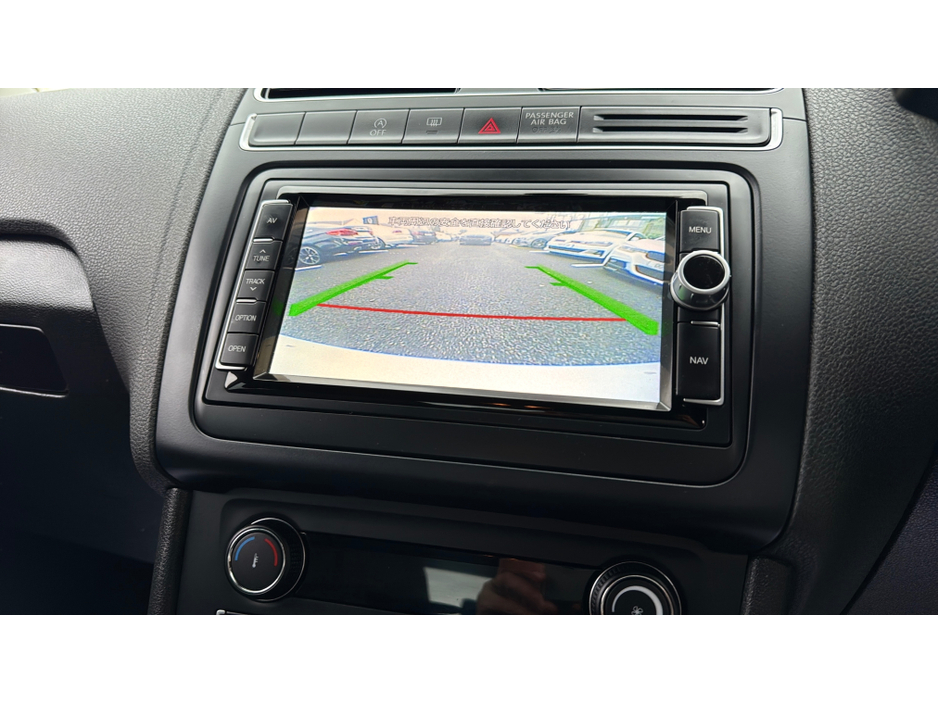 2016 Volkswagen Polo - image 21