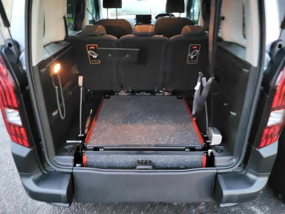 2026 Peugeot Rifter Allure+ 1.5l 100bhp €35,995