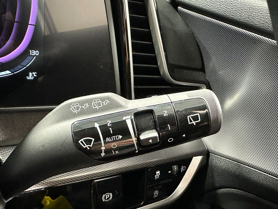 2025 Kia Sportage - image 17
