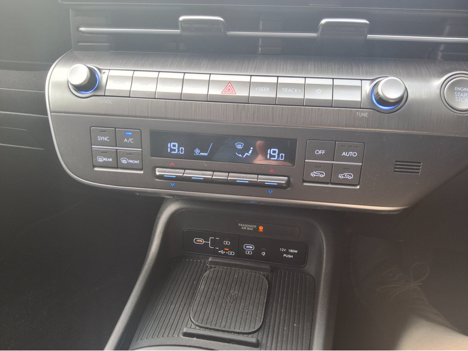 2024 Hyundai Kona - image 15