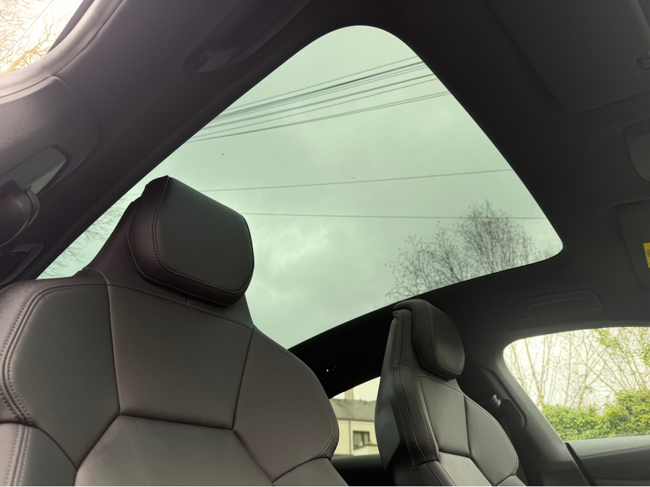 2023 Audi e-tron GT quattro - image 8