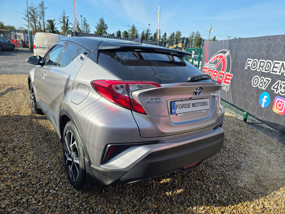 2018 Toyota C-HR - image 3