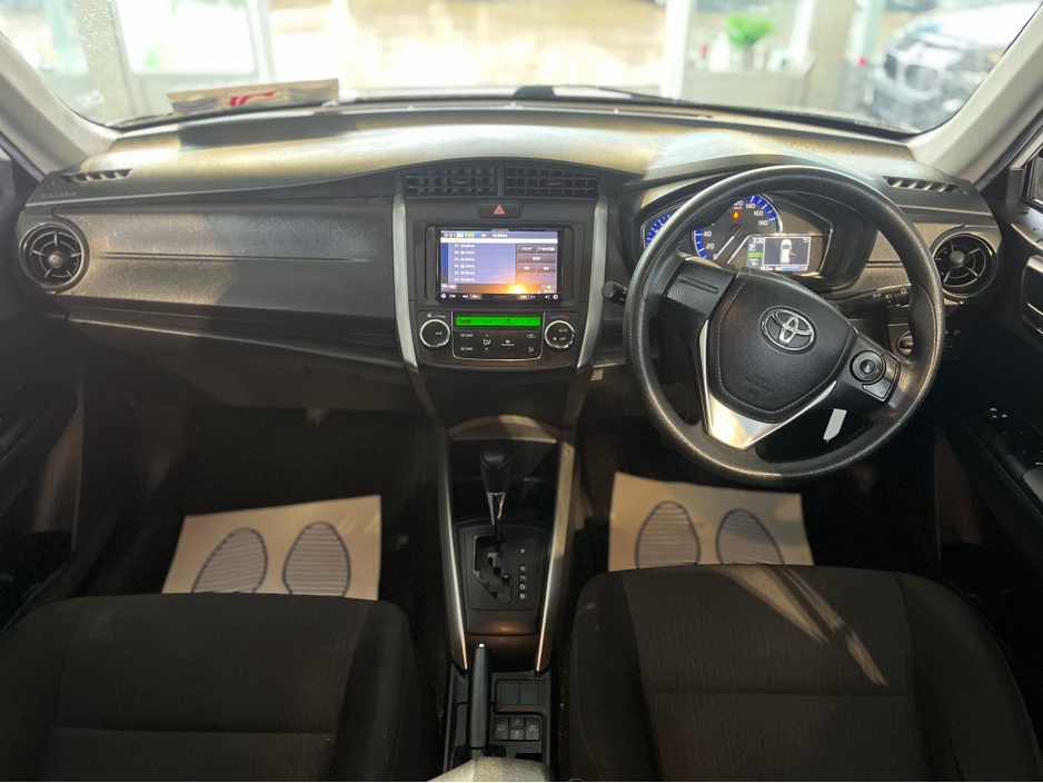 2017 Toyota Corolla - image 14