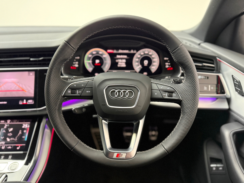 2024 Audi Q8 55 TFSI E S LINE 375HP QUATTRO €87,990
