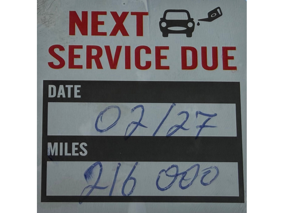 2012 Volkswagen Golf - image 12